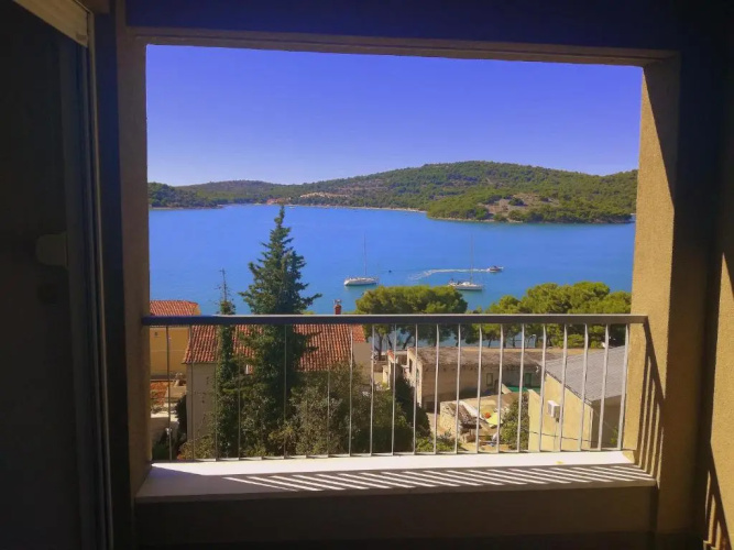 Apartman Tisno