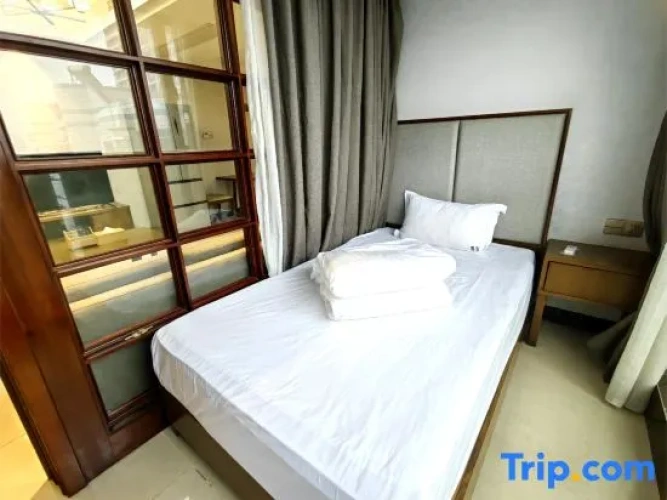 2 Bedrooms Suite with city view