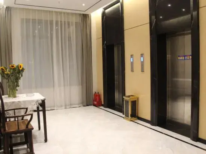 Lizhi Hotel