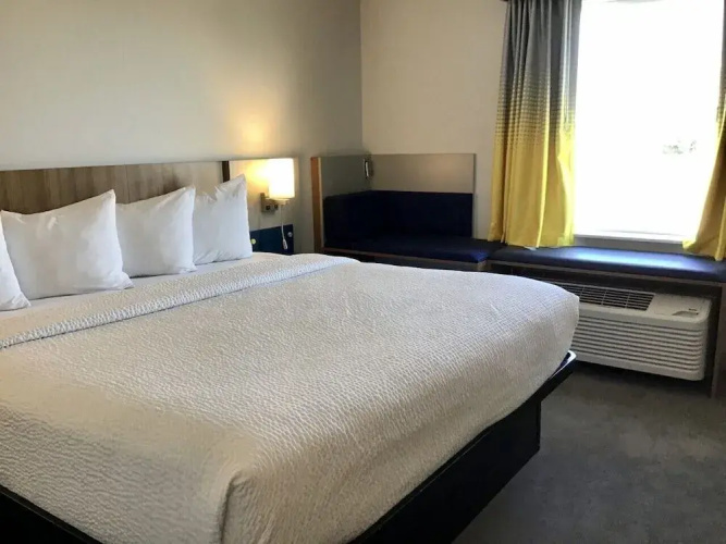 Microtel Inn & Suites By Wyndham George