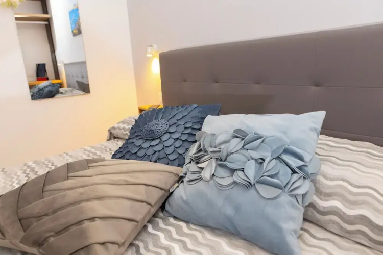Alleria Rooms