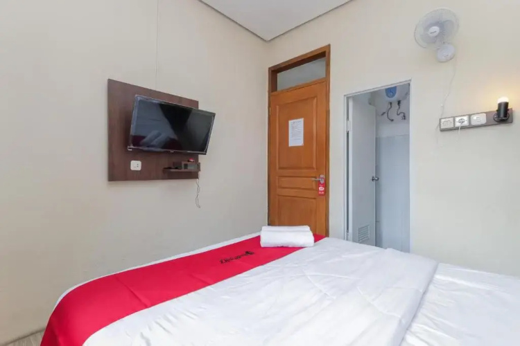 OYO 90175 Tl Guest House