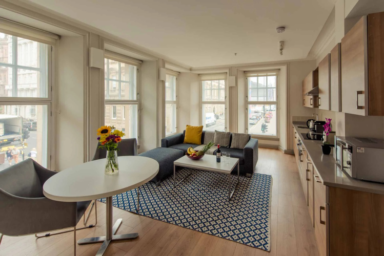 PREMIER SUITES PLUS Glasgow George Square