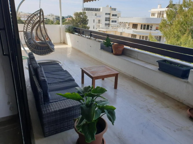 Glyfada Seabreeze Apartment