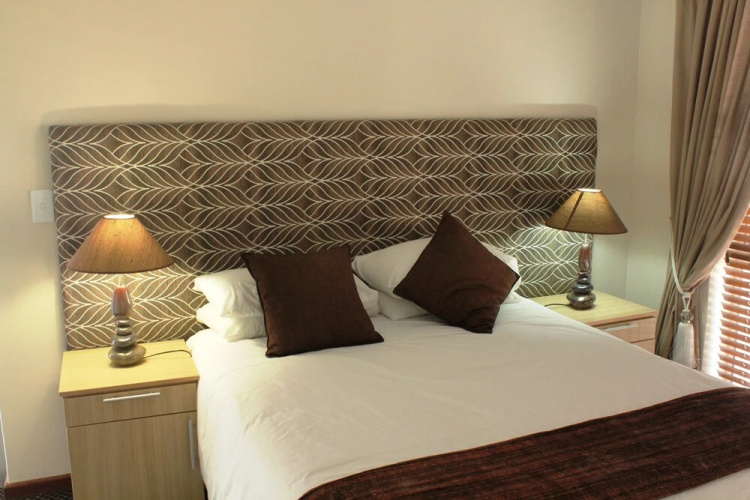 12 Calypso Mansion Self catering