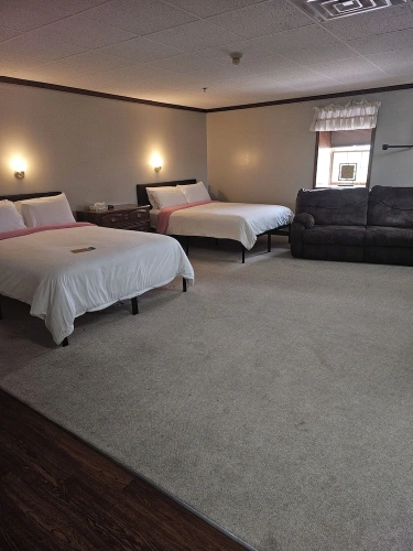 Quadruple Suite