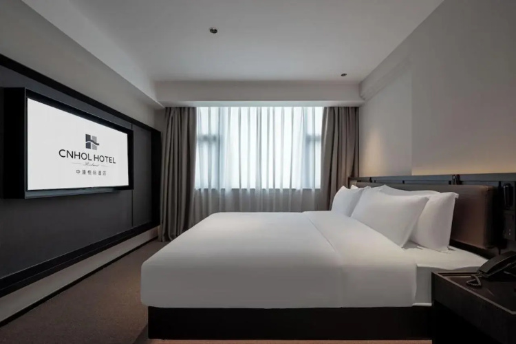 Cnhol Radient Hotel