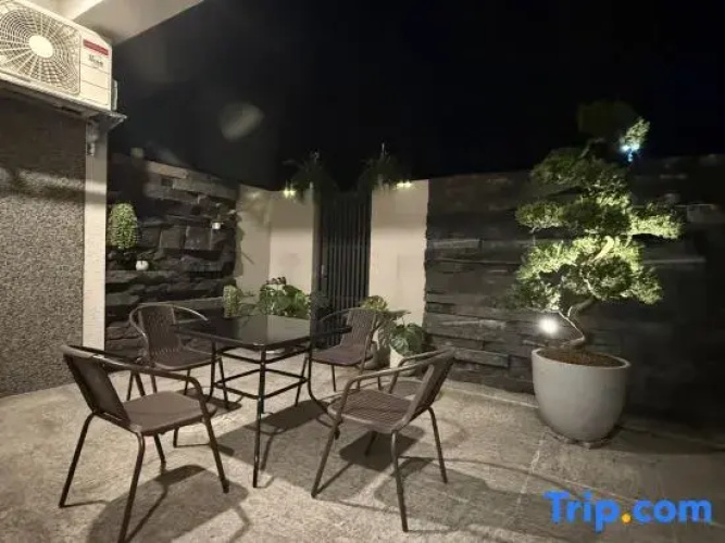 Muguang Elevator Homestay