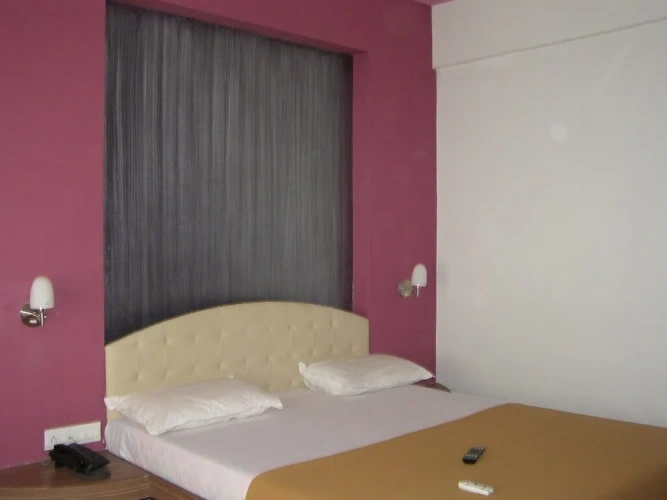 Deluxe Single room