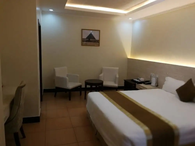 Nanjing Restaurant & Motel