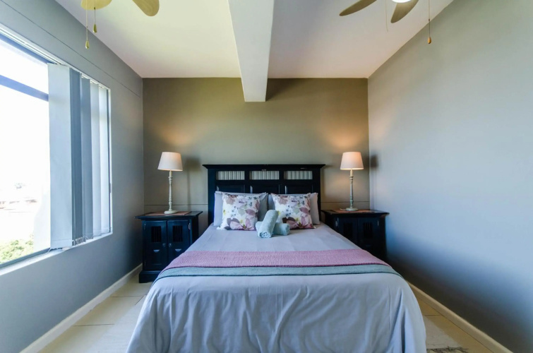 Grace 10 Two Bedroom Beach Front Apartment