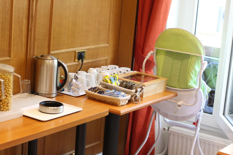 Hotel Cosmotel - Image 7