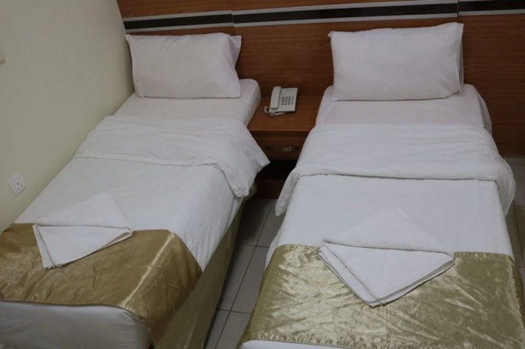 Iskan Hotel 9