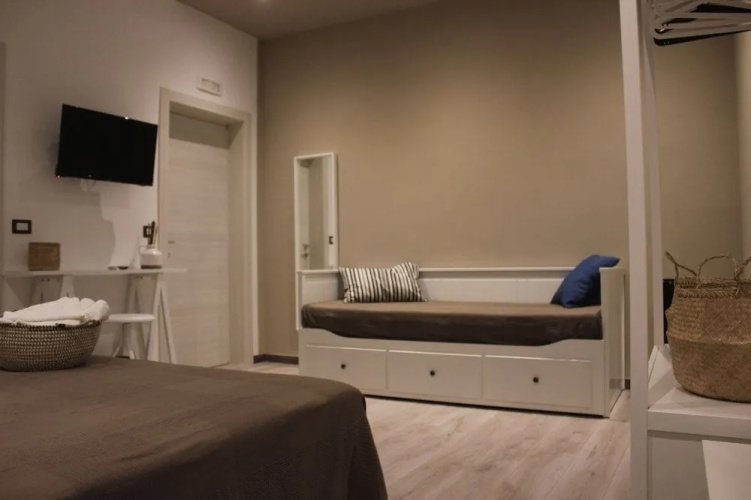 Adrian's b&b