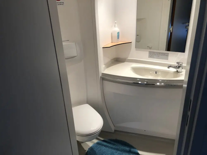 Jumbo Stay - Hostel