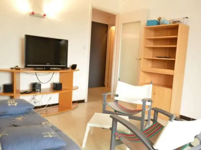 Apartment Massane 2