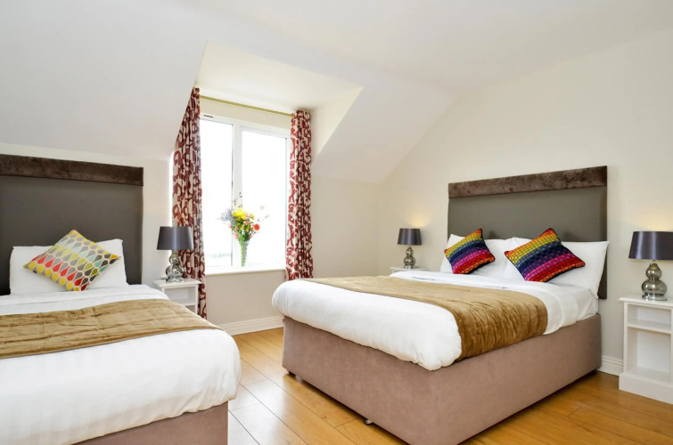 Dingle Harbour Lodge