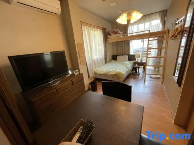 Standard Twin room with balcony