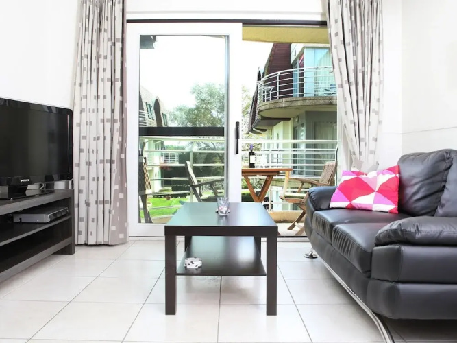 Sunny Bredene Stay by Sea