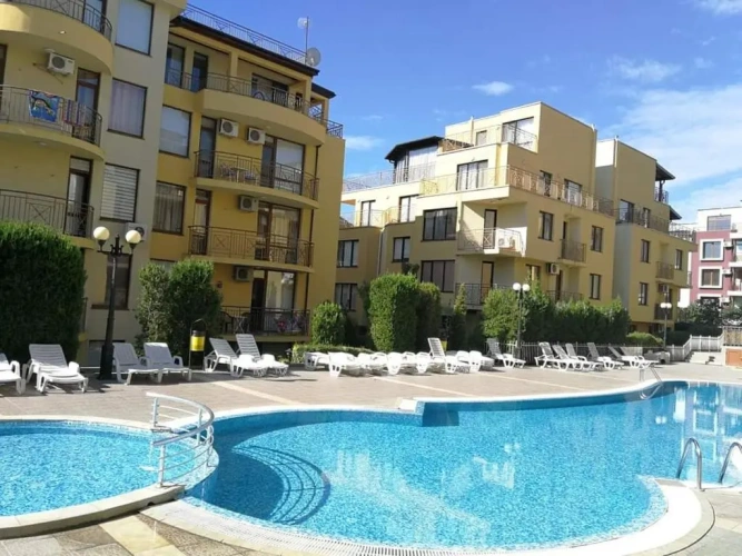 1 Bedroom Apartment with balcony