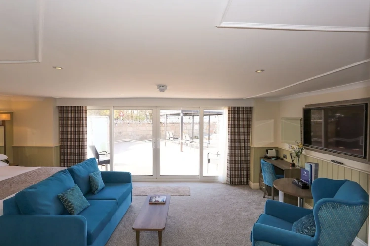 Executive Suite with lake view