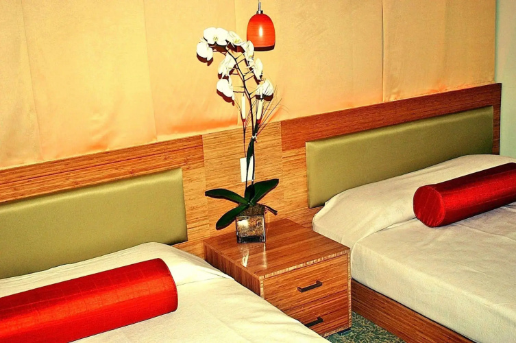 The Clifton Hotel