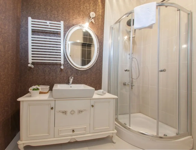 1 Bedroom Deluxe Suite