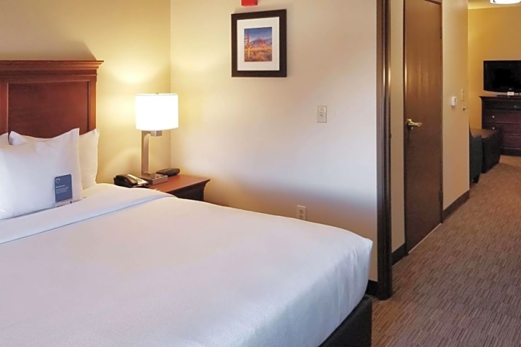 1 Bedroom Double Suite