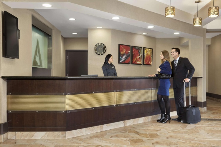 Acclaim Calgary Airport photo 18