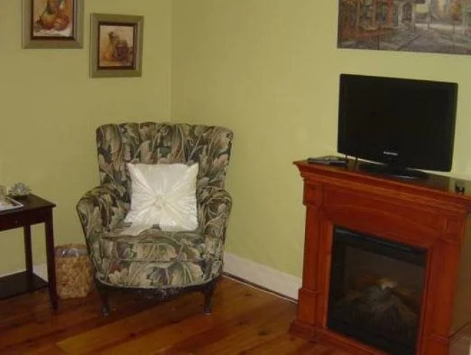Newark Manor B&B
