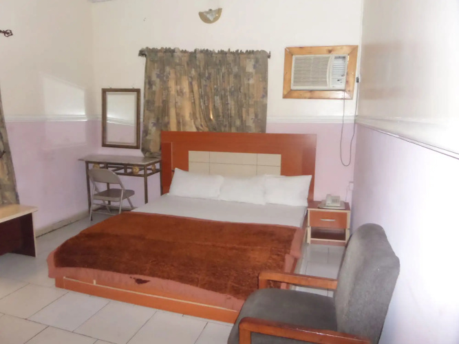 Aneio Hotel