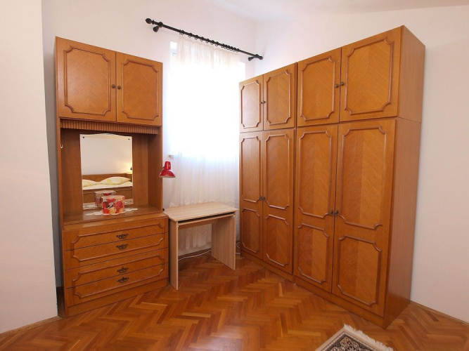 Apartment 761