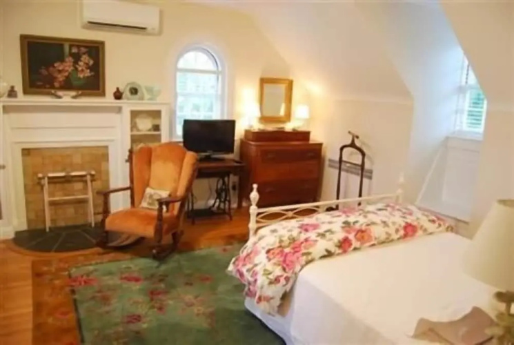 Hornsby House Inn