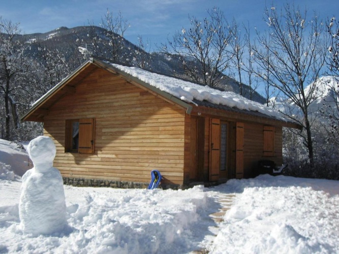 2 Bedrooms Chalet
