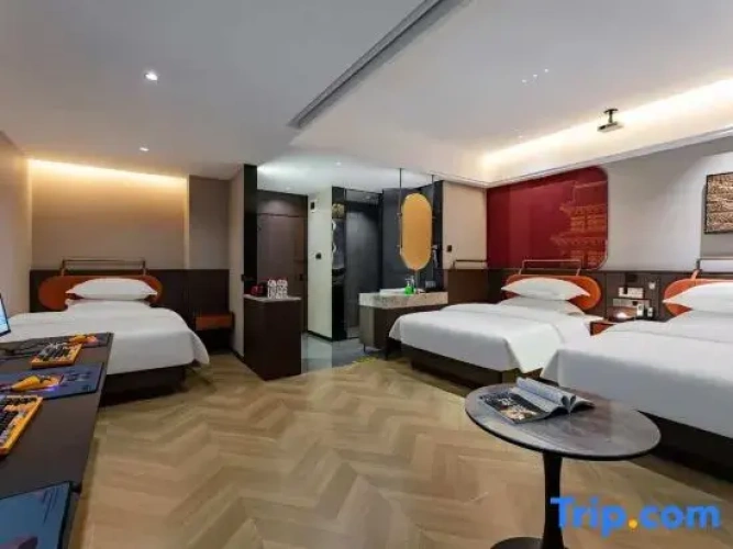 Triple Suite