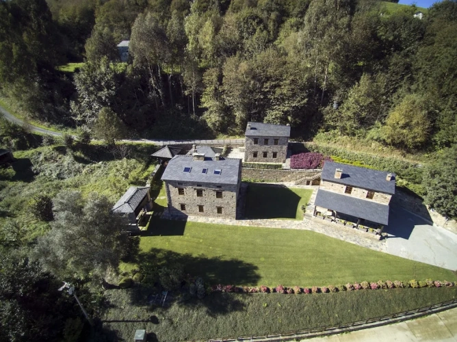 2 Bedrooms Superior Cottage with mountain view