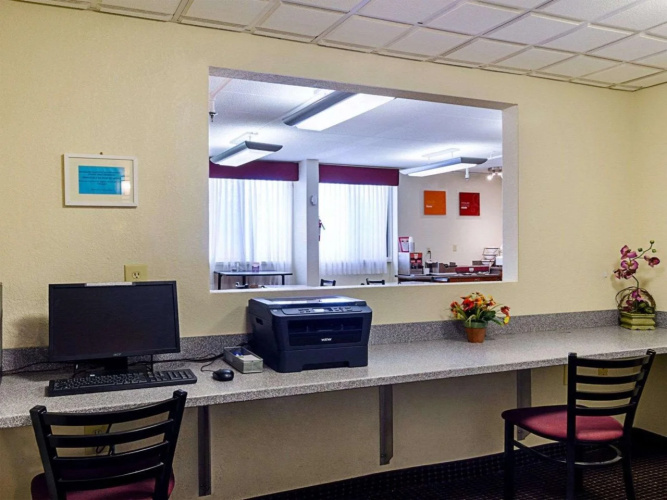 Comfort Inn & Suites Fall River