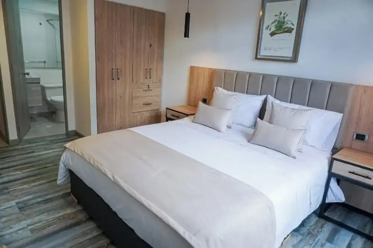 Hotel 86 Suites