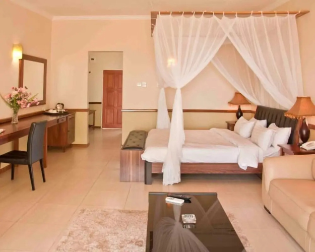 Lake Kariba Inns