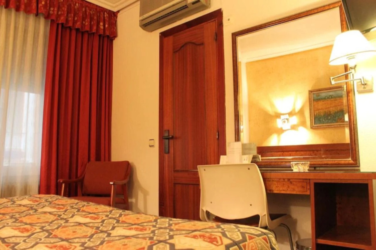 Hotel Aragon