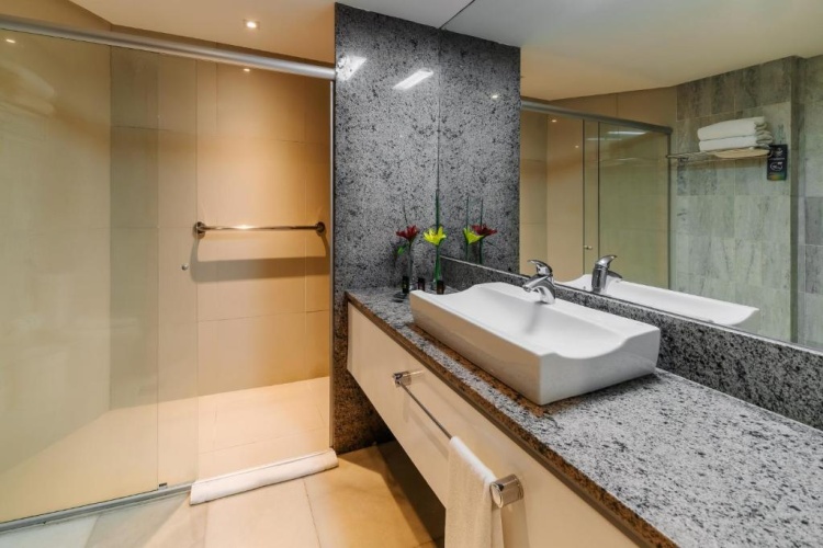 Double Suite