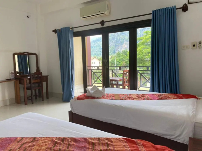 Lisha Grand Riverside Hotel