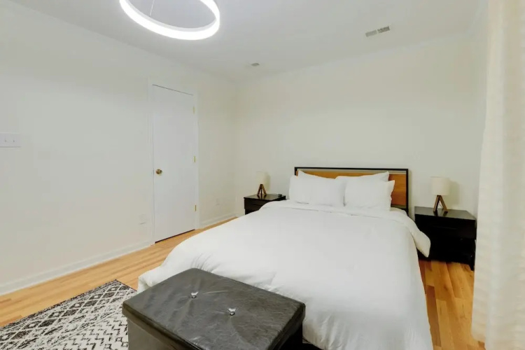Cozy Cary Abode ~ 10 Mi to Downtown Raleigh!