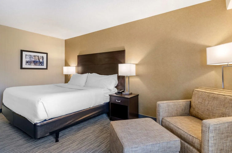 The Capitol Hotel