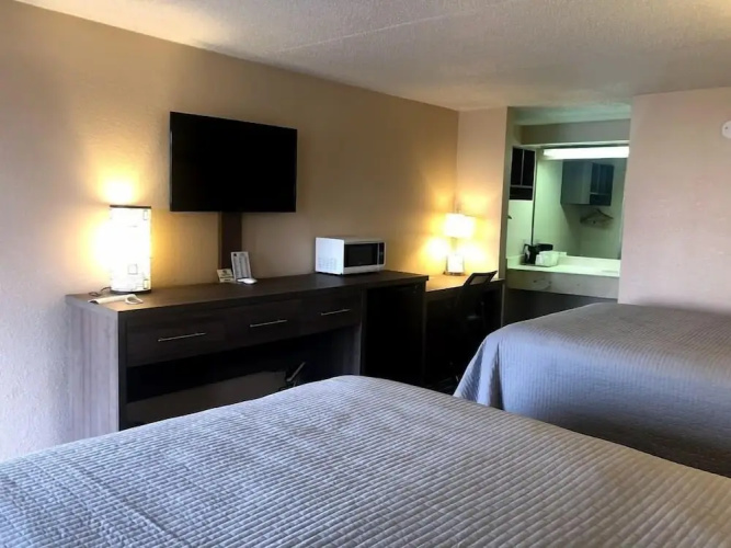 Legacy Inn Sumner