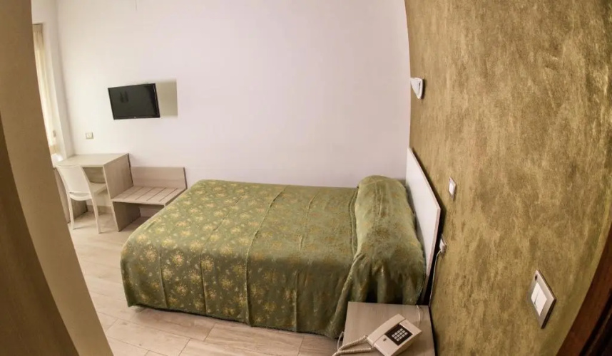 Tourist Hotel