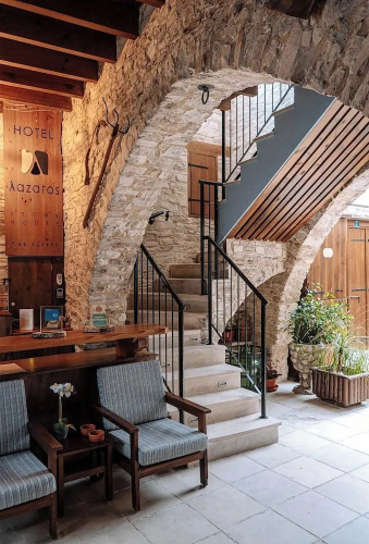 Lazaros Stonehouse