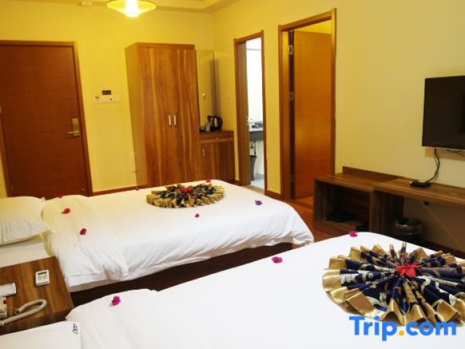 Business Twin room with garden view