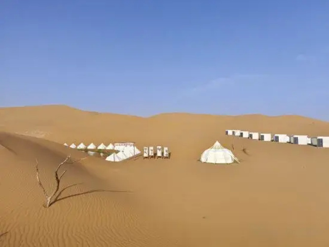 Zhongwei Daxing Night Desert Camp