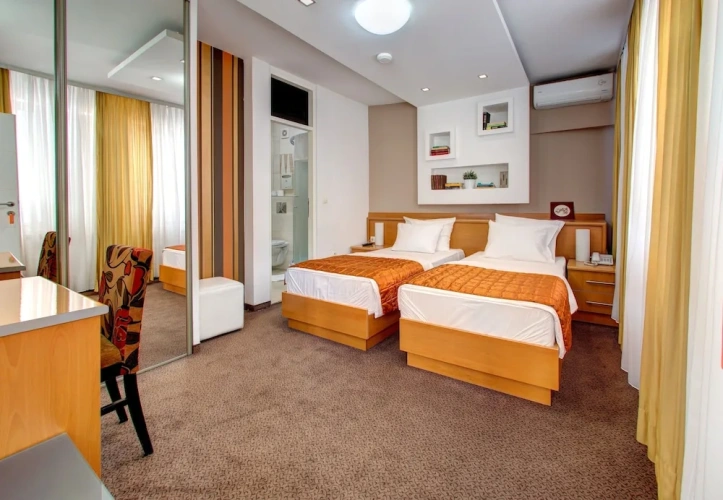 Classic Twin room